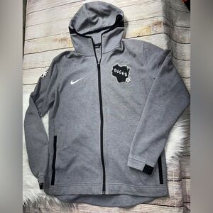 Nike Milwaukee Bucks jacket men’s size m